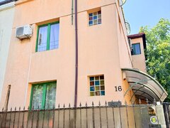 Vatra Luminoasa, vila individuala 6 camere, curte proprie, orice activitate
